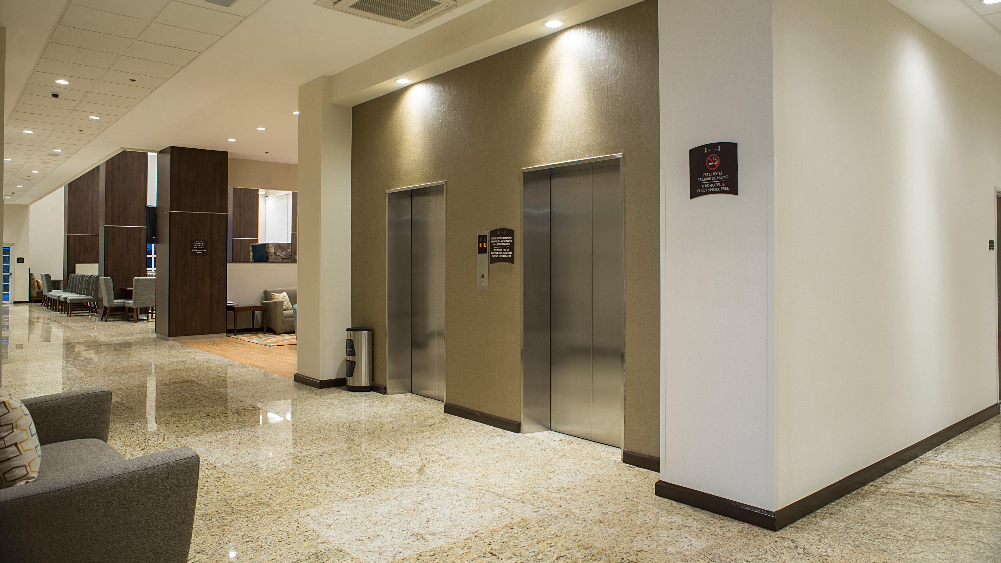 Staybridge Suites Puebla By Ihg Exterior foto